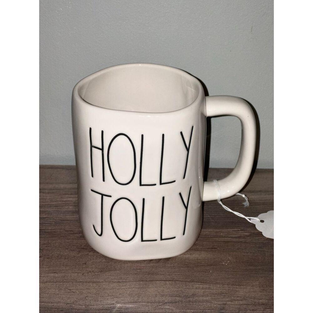 Rae Dunn Artisan Collection by Magenta Pottery Etched “HOLLY JOLLY” Christmas wr